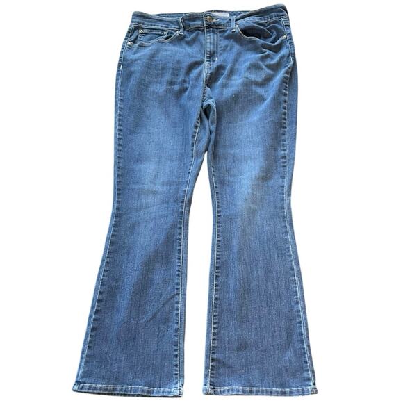 Levi's Signature Mid-Rise Boot Cut Medium Wash Jeans Size 33x30 - Picture 1 of 8